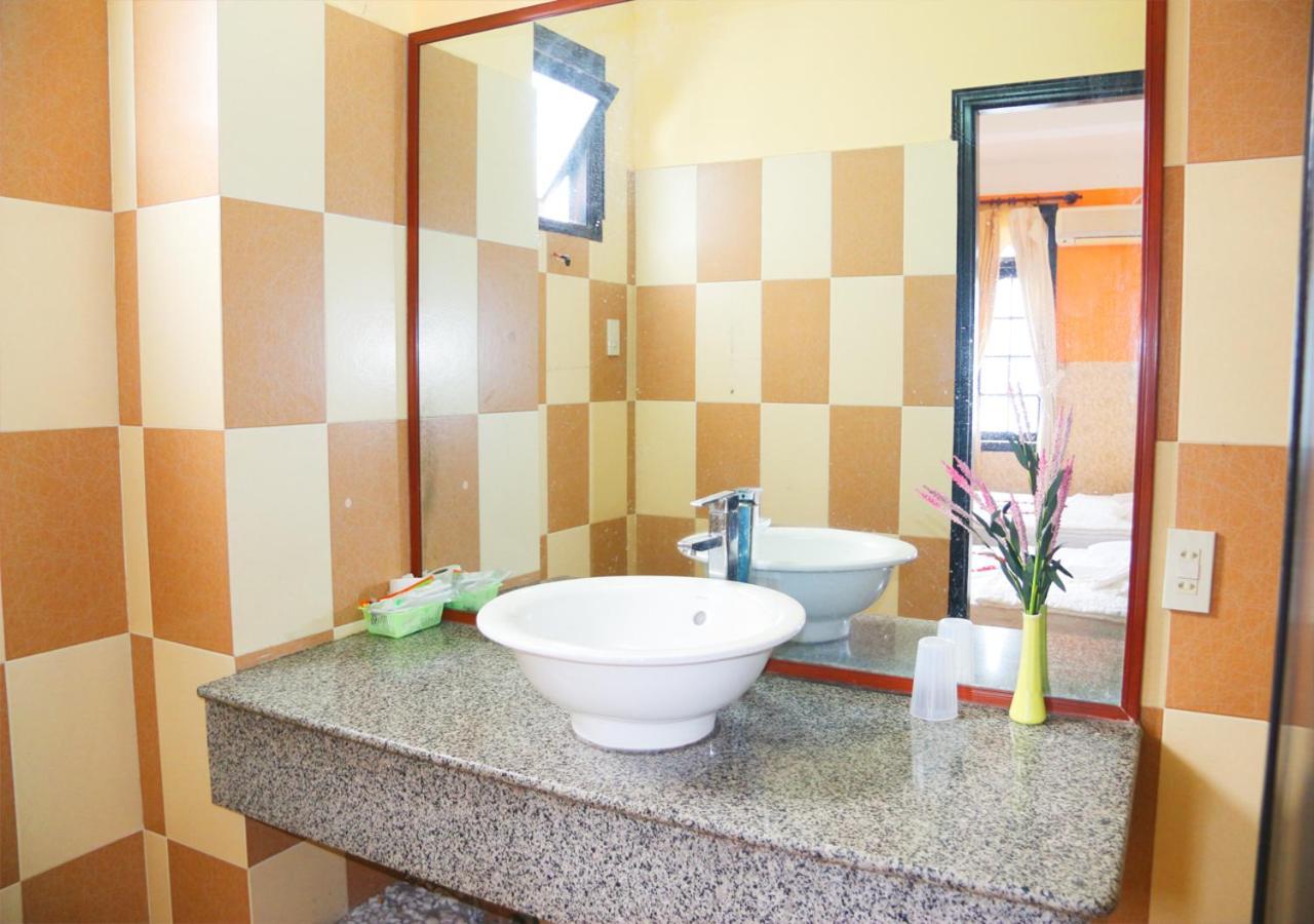 Ponys Hotel Nha Trang Bagian luar foto