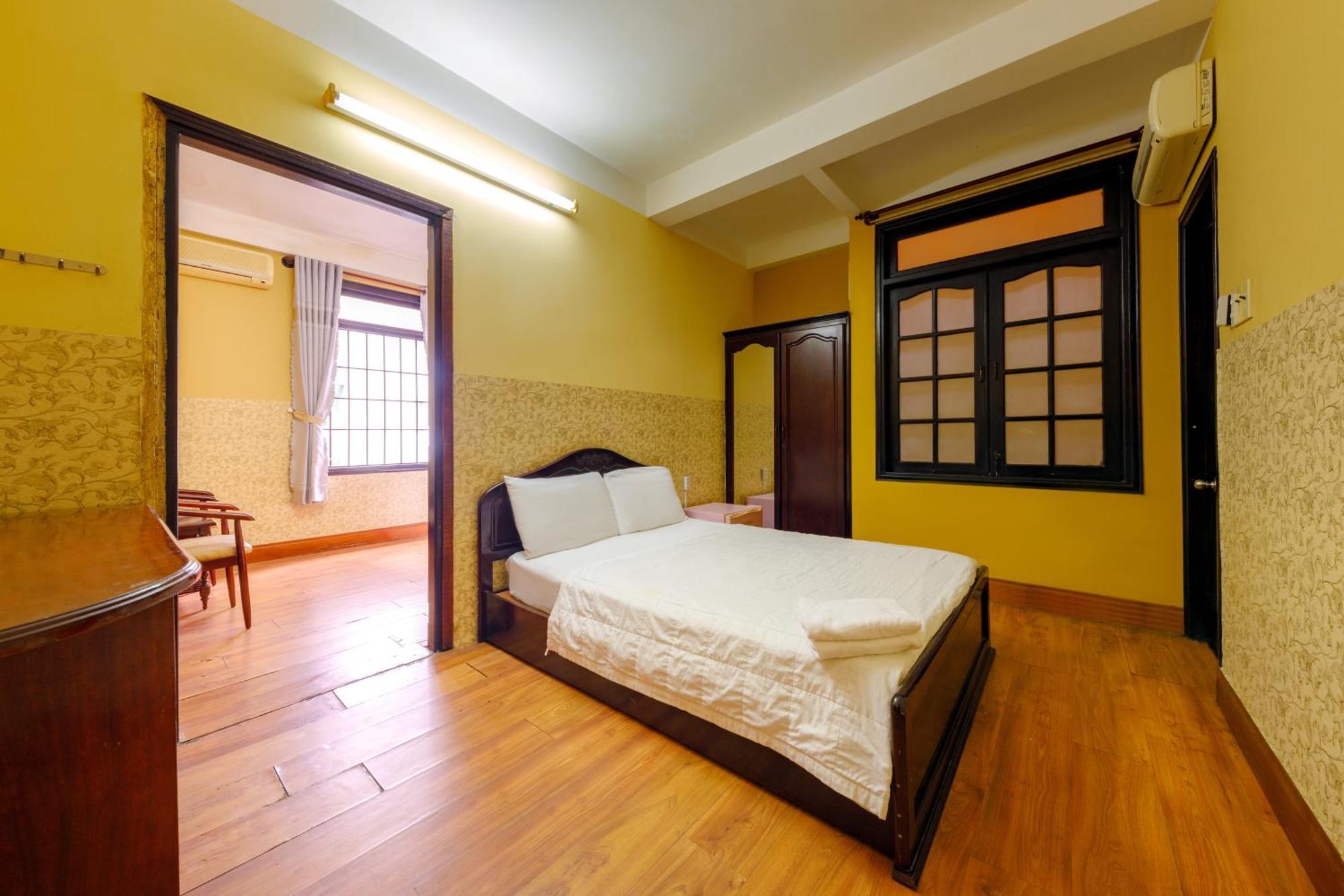 Ponys Hotel Nha Trang Bagian luar foto