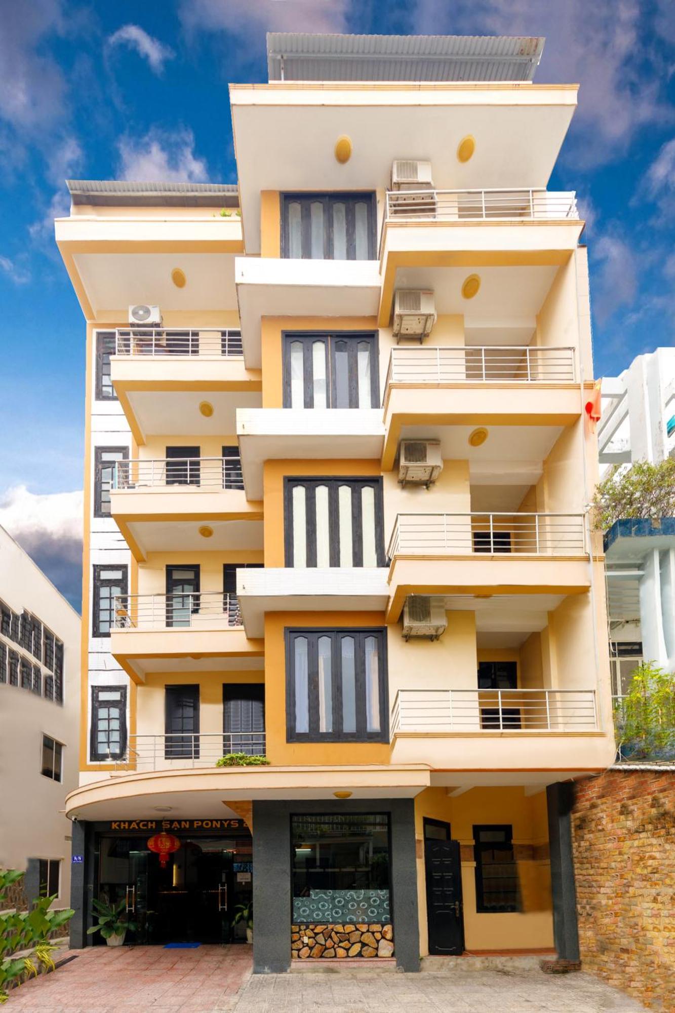 Ponys Hotel Nha Trang Bagian luar foto