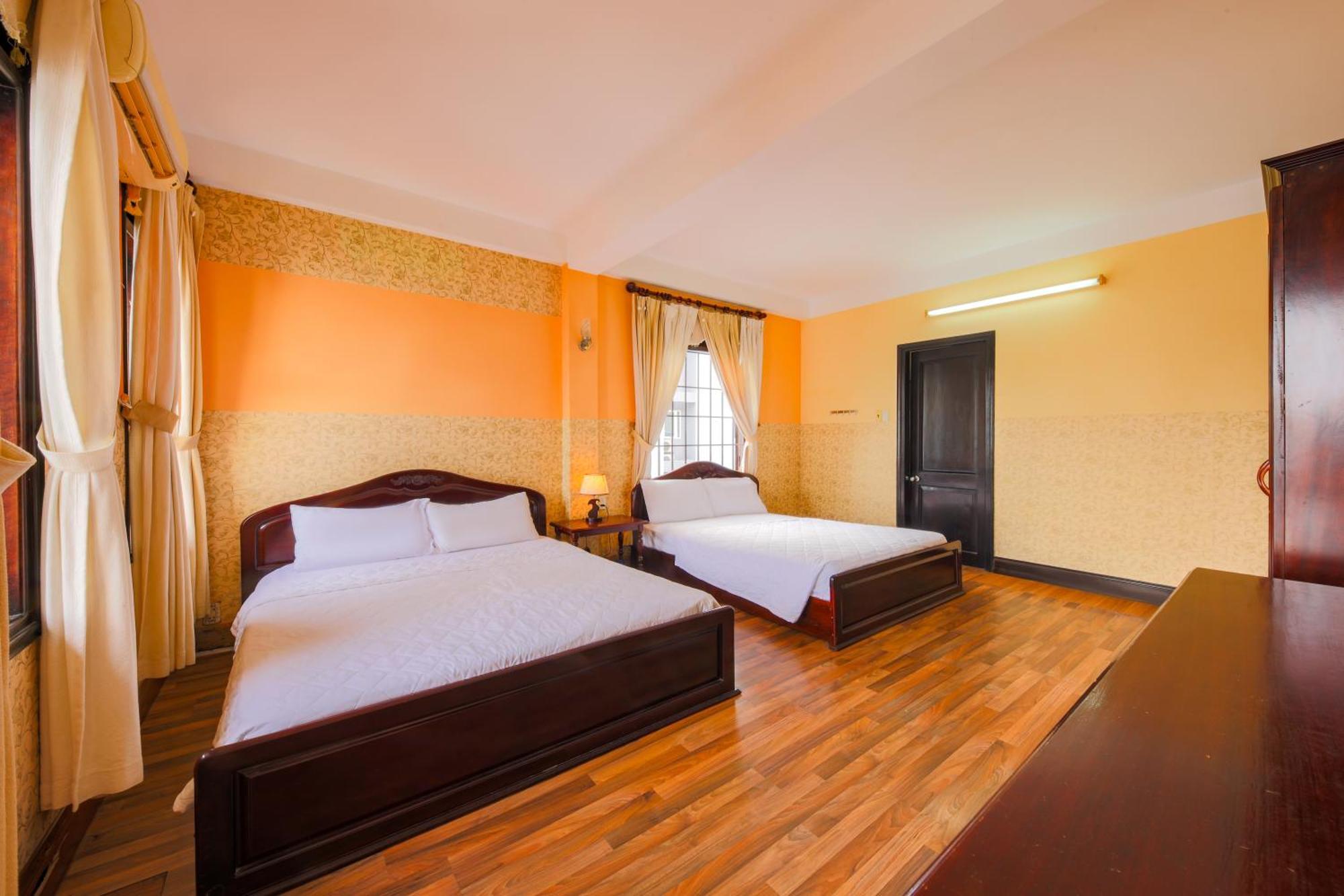 Ponys Hotel Nha Trang Bagian luar foto