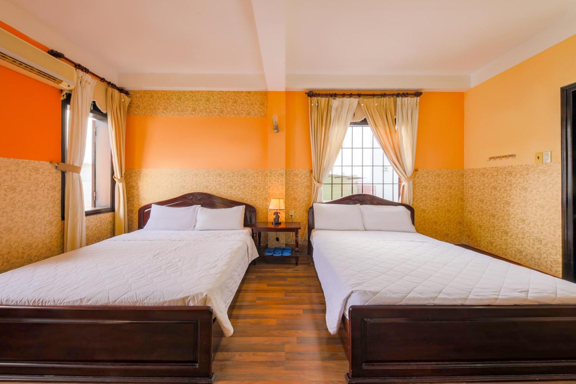 Ponys Hotel Nha Trang Bagian luar foto