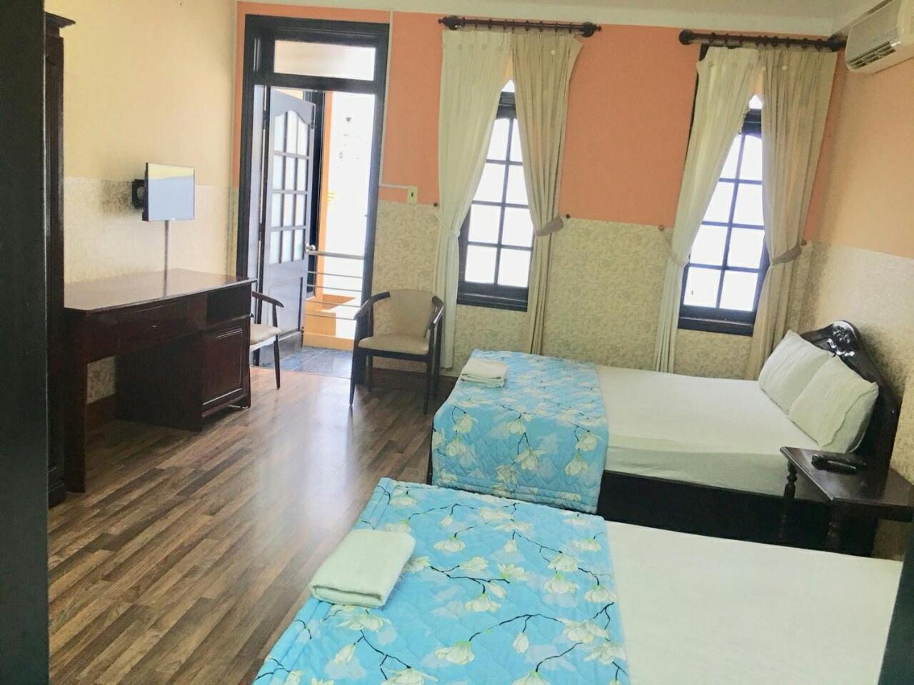 Ponys Hotel Nha Trang Bagian luar foto
