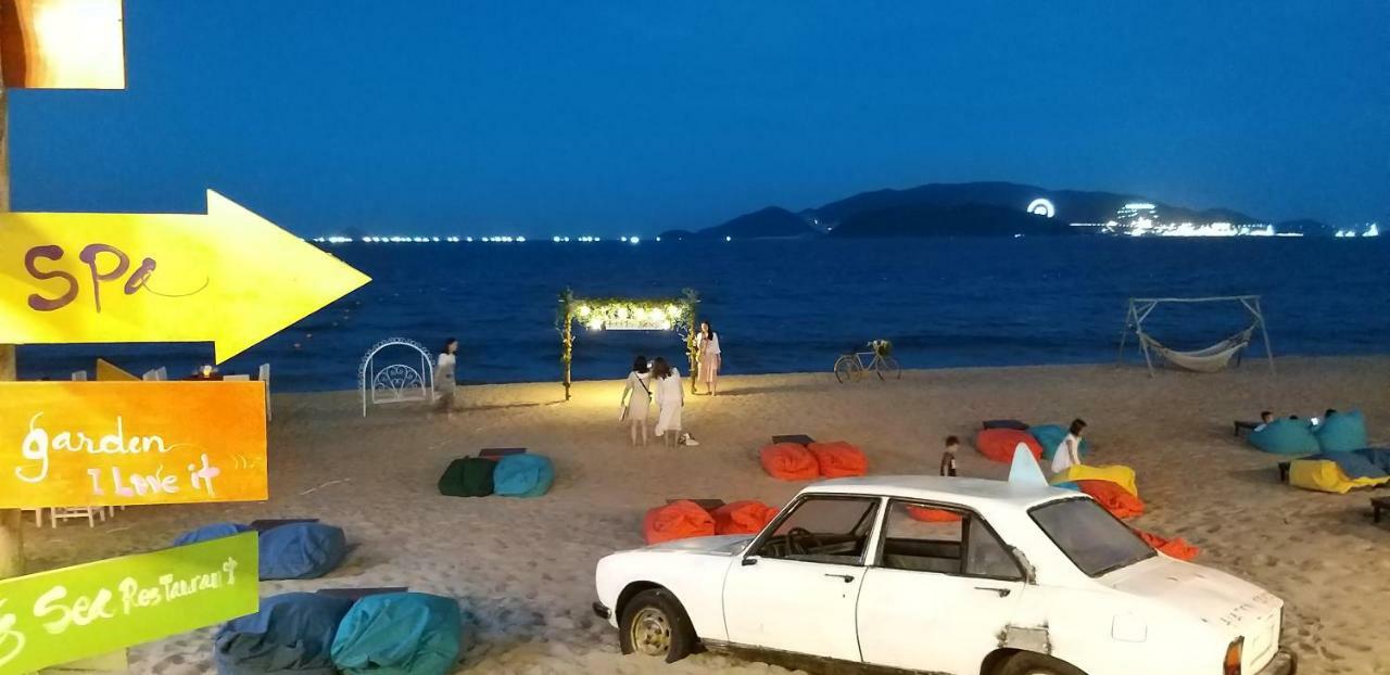 Ponys Hotel Nha Trang Bagian luar foto