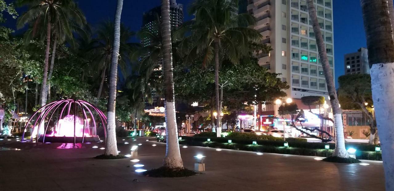 Ponys Hotel Nha Trang Bagian luar foto