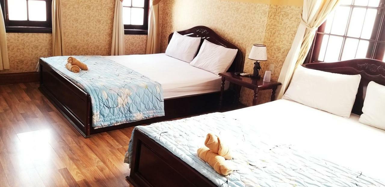 Ponys Hotel Nha Trang Bagian luar foto